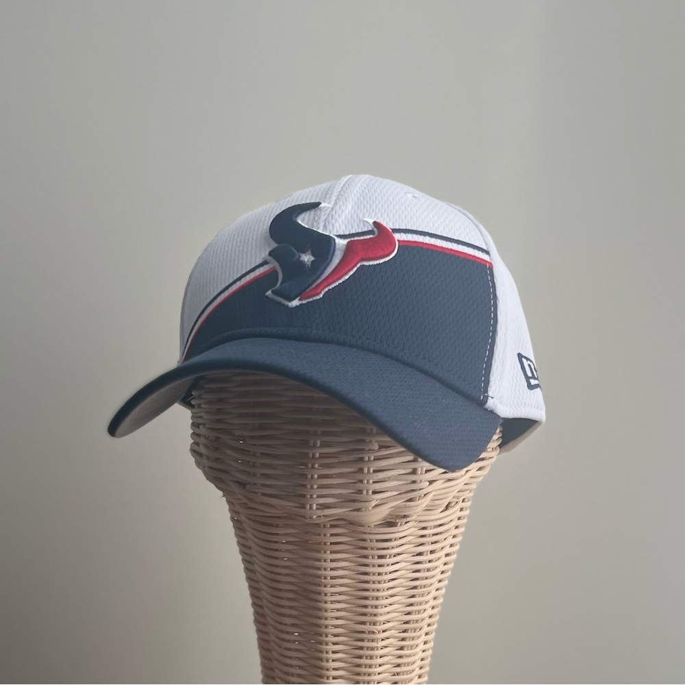 New Era Houston Texans Training 39THIRTY Stretch Fit Hat (M/L)